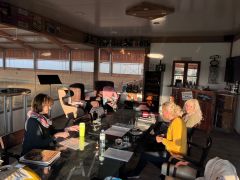 whatsapp image 2023 04 at.34.28