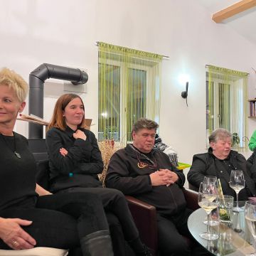 whatsapp image 2023 05 13 at.34.03